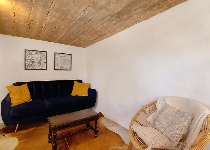 Casa Burro * 몬카라파초